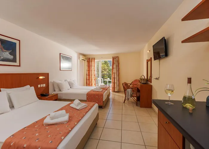 Hotel Agrabella - Adults Only 3*