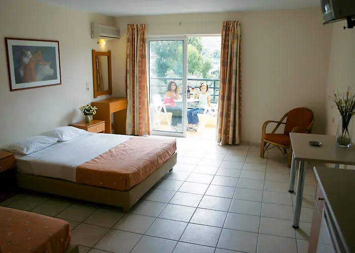 Hotel Agrabella - Adults Only 3*