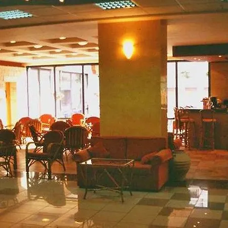 Agrabella Hotel 3*